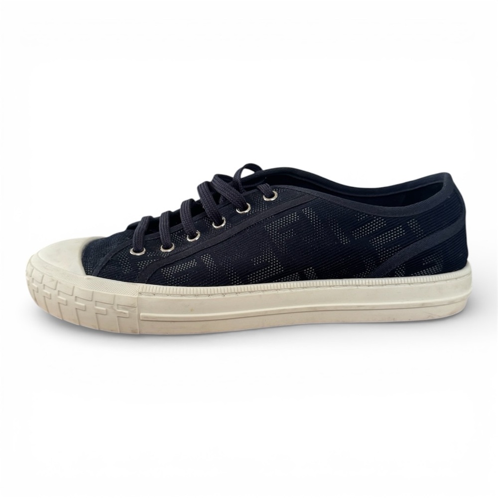 Fendi Black Monogram Sneakers Men Size10 us Luxury Designer Very Good Condition